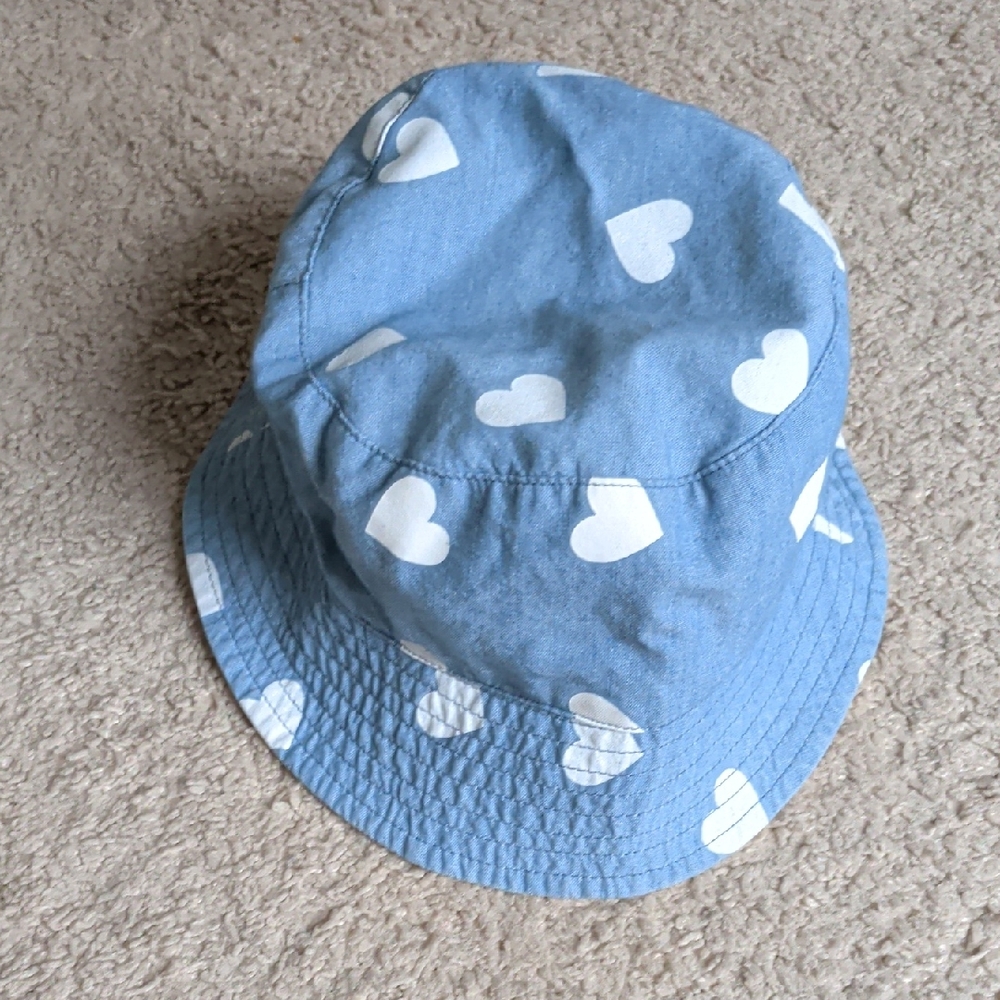 Cat & Jack Blue Heart Bucket Hat